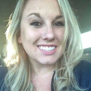 Meet your Posher, Kelli